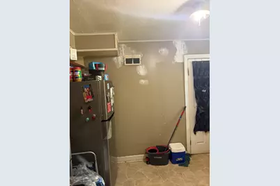 15739 Whipple Avenue, Markham, IL 60428 - Photo 9