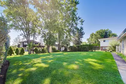 2505 E Mayfair Road, Arlington Heights, IL 60004 - Photo 23