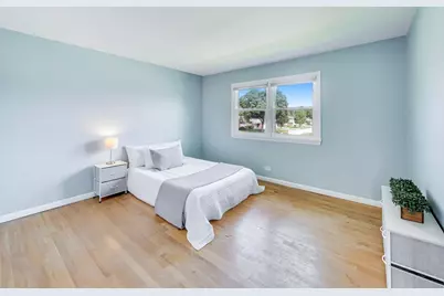 2505 E Mayfair Road, Arlington Heights, IL 60004 - Photo 17