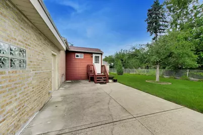 7338 Beckwith Road, Morton Grove, IL 60053 - Photo 45