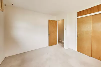7338 Beckwith Road, Morton Grove, IL 60053 - Photo 25