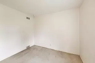 7338 Beckwith Rd, Morton Grove, IL 60053 - Photo 27