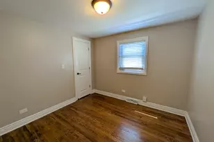 8636 Massasoit Ave, Burbank, IL 60459 - Photo 9