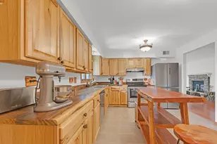 11030 S Theresa Circle, Palos Hills, IL 60465 - Photo 9