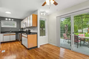 7608 Grenville St, Machesney Park, IL 61115 - Photo 13
