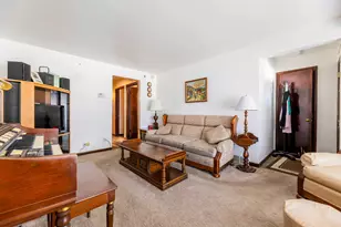 5728 S Parkside Ave, Chicago, IL 60638 - Photo 3