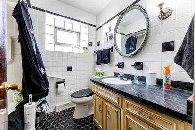 5728 S Parkside Avenue, Chicago, IL 60638 - Photo 9
