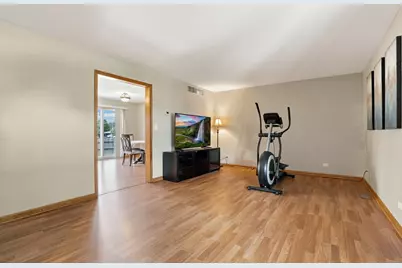 2399 Caton Crest Drive, Crest Hill, IL 60403 - Photo 7