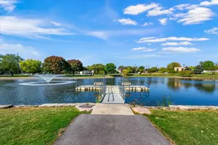 24 W Devon Ave, Roselle, IL 60172 - Photo 31