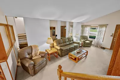24 W Devon Avenue, Roselle, IL 60172 - Photo 3