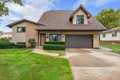 24 W Devon Avenue, Roselle, IL 60172 - Photo 1