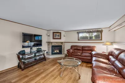 24 W Devon Avenue, Roselle, IL 60172 - Photo 21