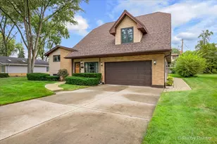24 W Devon Ave, Roselle, IL 60172 - Photo 29