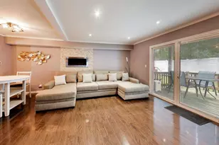 26 Abbey Ln, Park Forest, IL 60466 - Photo 7