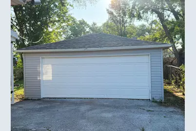 16247 Paulina Street, Markham, IL 60428 - Photo 17