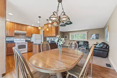 564 Gateshead S, Elk Grove Village, IL 60007 - Photo 7