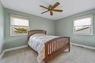 564 Gateshead S, Elk Grove Village, IL 60007 - Photo 15