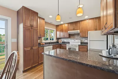 564 Gateshead S, Elk Grove Village, IL 60007 - Photo 9