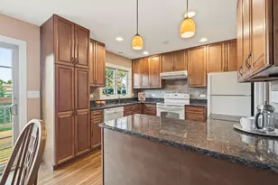 564 Gateshead S, Elk Grove Village, IL 60007 - Photo 9