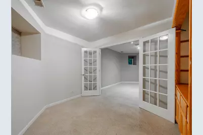 1017 W Dakin Avenue #1, Chicago, IL 60613 - Photo 29
