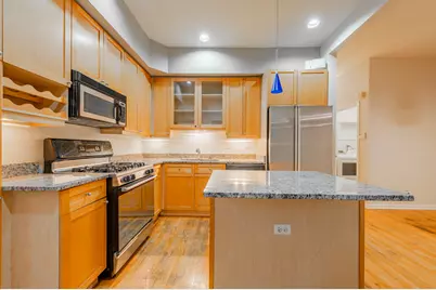 1017 W Dakin Avenue #1, Chicago, IL 60613 - Photo 7
