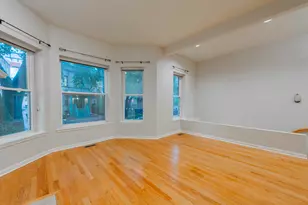 1017 W Dakin Ave, Chicago, IL 60613 - Photo 3