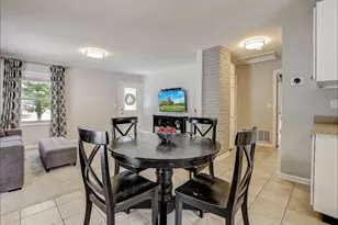 1025 N Main St, Naperville, IL 60563 - Photo 5