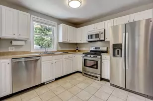1025 N Main St, Naperville, IL 60563 - Photo 7