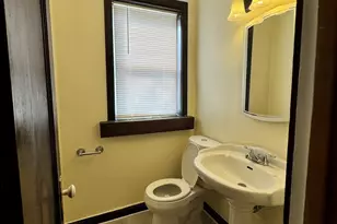 7634 S Phillips Ave, Chicago, IL 60649 - Photo 13