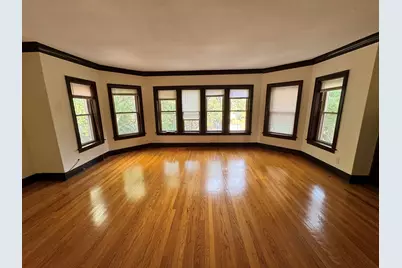 7634 S Phillips Avenue #3, Chicago, IL 60649 - Photo 3