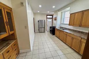 7634 S Phillips Ave, Chicago, IL 60649 - Photo 7