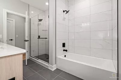 5330 S Mason Avenue, Chicago, IL 60638 - Photo 13