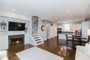 2005 N Hoyne Ave, Chicago, IL 60647 - Photo 13