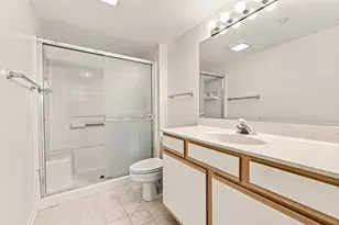 700 Mill Cir, Wheeling, IL 60090 - Photo 15