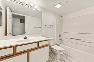 700 Mill Cir, Wheeling, IL 60090 - Photo 21