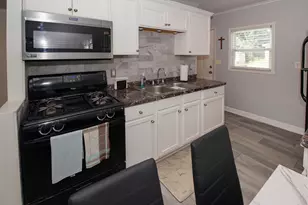 912 Harriet Ave, Aurora, IL 60505 - Photo 13