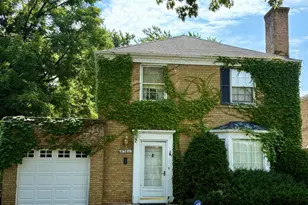 6387 N Nokomis Ave, Chicago, IL 60646 - Photo 1