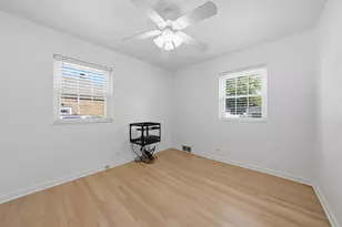 11201 Mandel Ave, Westchester, IL 60154 - Photo 15