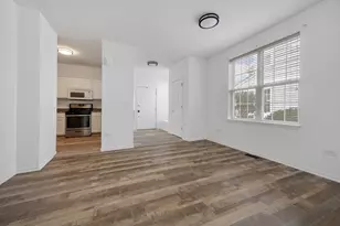 736 Woodewind Dr, Naperville, IL 60563 - Photo 5