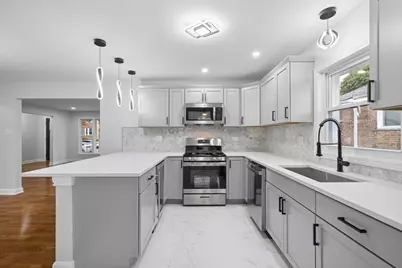 9716 S Prairie Avenue, Chicago, IL 60628 - Photo 5