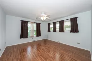 332 Palomino Ct, Grayslake, IL 60030 - Photo 23