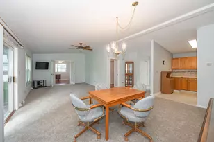 332 Palomino Ct, Grayslake, IL 60030 - Photo 13