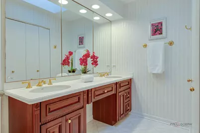 2457 Seville Circle, Northbrook, IL 60062 - Photo 23