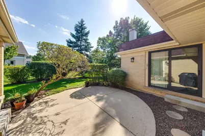 2457 Seville Circle, Northbrook, IL 60062 - Photo 31