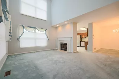 407 Town Place Circle #407, Buffalo Grove, IL 60089 - Photo 5