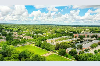 407 Town Place Circle #407, Buffalo Grove, IL 60089 - Photo 31