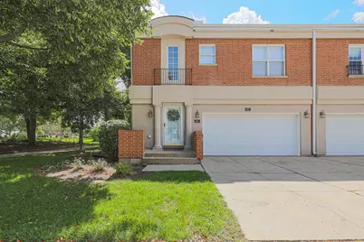 407 Town Place Circle #407, Buffalo Grove, IL 60089 - Photo 1