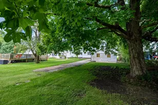 306 W Main St, Stanford, IL 61774 - Photo 27
