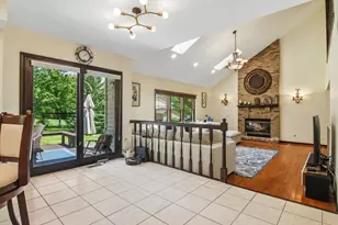 816 Bonnie Brae Ln, Bolingbrook, IL 60440 - Photo 11