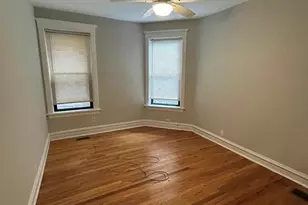 919 W Margate Terrace, Chicago, IL 60640 - Photo 5